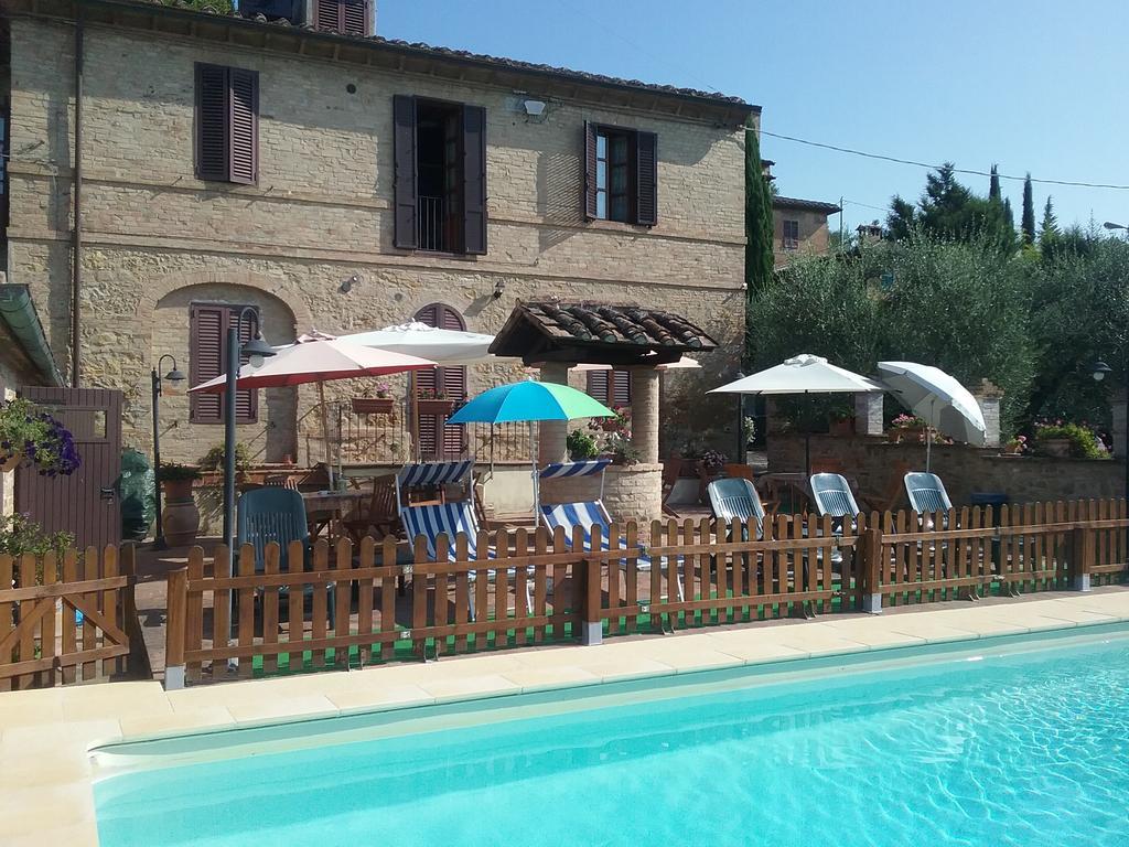 Casa Vacanze L'Oliveta Siena Luaran gambar