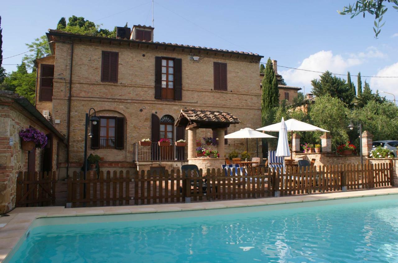 Casa Vacanze L'Oliveta Siena Luaran gambar